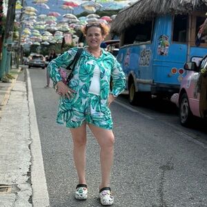 Meet your Posher, Belkis